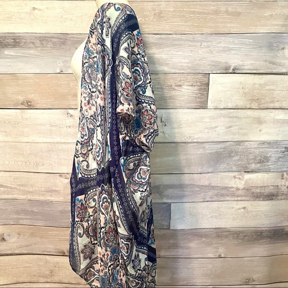 Blue paisley Jacobean floral ruana cover up OS - Picture 5 of 6